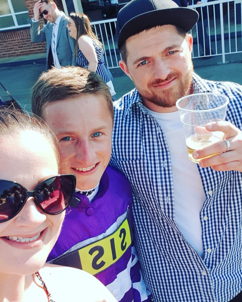 alfie_daisy's tweet photo. #winningjockey #lingfieldpark #ohthisisus @LingfieldPark @TomMarquand https://t.co/SmLAUFeDae