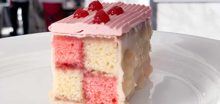 highteasociety's tweet photo. This Battenberg Cake recipe is from the English High Tea at The Conservatory at Crown Melbourne.
Recipe: https://t.co/BMuVAPwnVo https://t.co/omezuSfCEl