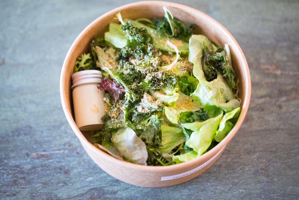 thelocalbeetkwt's tweet photo. The Local Beet's Caesar Salad is made fresh with our house-made #Vegan cheese
سلطة السيزر من ذَا لوكل بييت غير عن الباجي لأن الجبن الفيقان نسويه بمطبخنا
#TheLocalBeet #Beet #Restaurants #BeetLife #CleanEating #Bowl #HealthyLife #Salad #Kuwait #Fitness https://t.co/wNWyUMKOYh