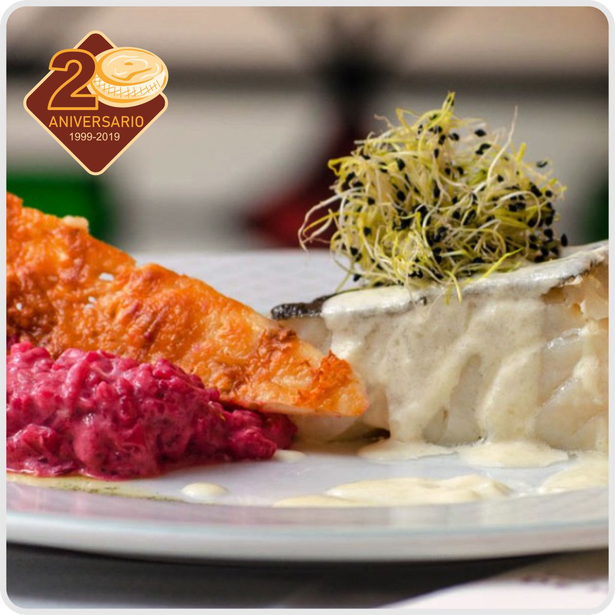 tortacasar's tweet photo. Este Bacalao confitado con pil-pil de #TortadelCasar y arroz cremoso de remolacha con crujiente de queso es la propuesta de #HospederíasdeExtremadura para #Elsabordeunterritorio. Te esperan en el #ValldelJerte #Llerena #Gata #Hurdes #Garrovillas y #Alcántara @hospederias https://t.co/lgiSi01AhU