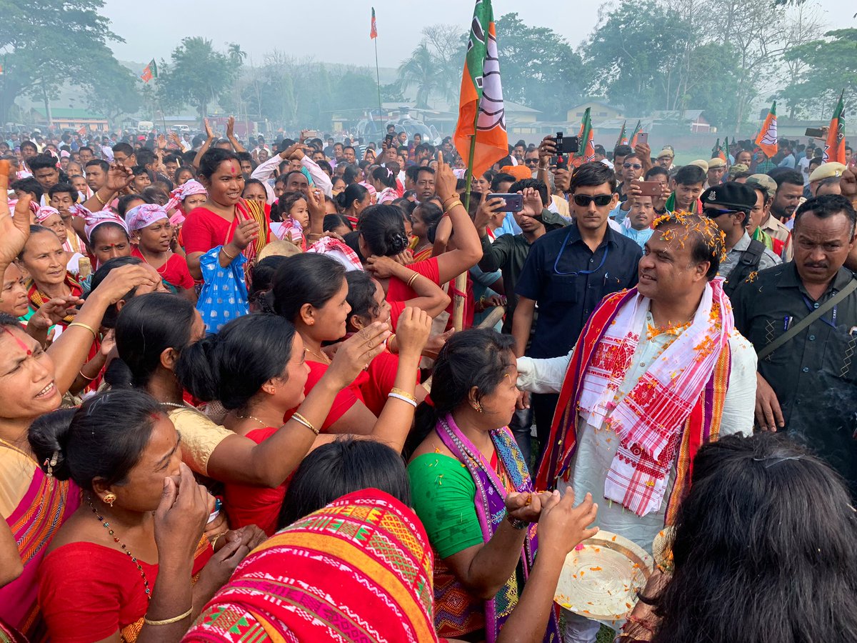 himantabiswa's tweet photo. Modi wave is loud & clear at #Palasbari
Thank you my friends for choosing to support @BJP4Assam and appreciating all our works for development and growth.
Looking forward for your vote for Smt @OjaQueen
#ModiAgainSaysIndia #AssamCampaign #Assam4BJP https://t.co/mTrnvwzD0J