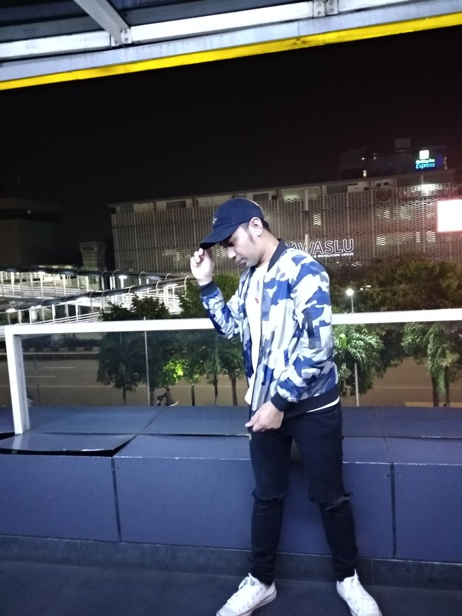 Derry85822864's tweet photo. Open BO 0895351052548 .  @CanduPijat @GudangPijat2 @AdamMassageBoys @GioPutr00008816 @setiadi_aka @GioPutr00008816 @Revi10547592 @pijatenak https://t.co/jFFIBd3X8N