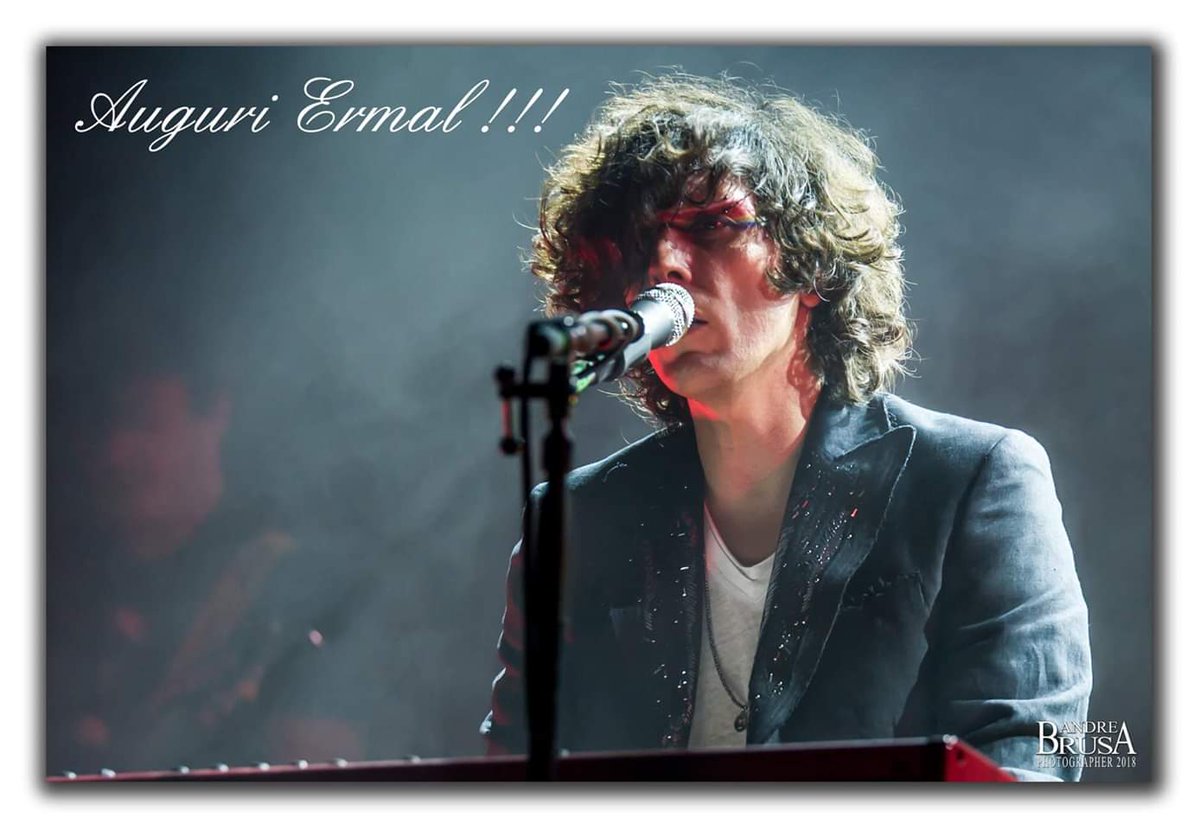 nuccialupetta's tweet photo. Anche io con il teletrasporto sarò a Milano ad Assago con il resto delle #gruppoMetadisagiate non presenti insieme a me 🙌🙌🙌🙌 #ErmalMeta #BuonCompleannoErmal #Meta38Assago #Meta38 #AspettandoIlForum @AndreaBrusa2 @famedalupi https://t.co/GG7e7fm5VQ