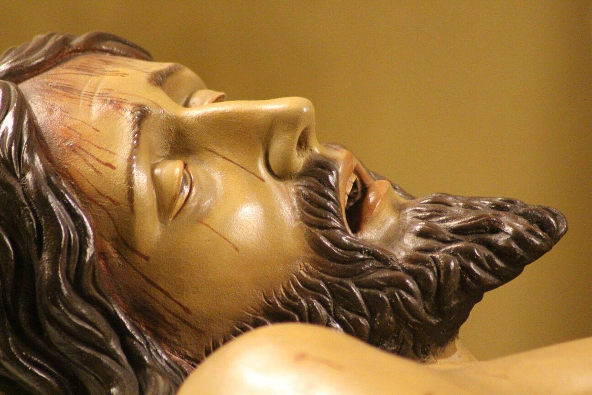 BpresentacionAP's tweet photo. |SÁBADO SANTO|
🔴 Santo Entierro de Cristo y María Santísima de los Dolores Coronada.
⭕ @VDoloresRoda
📷 RRSS Hermandad.
#PAPSS19 #30añosPresentación #SSantaLaRoda19 #LaRodadeAndalucía https://t.co/TYFDnXRqbp