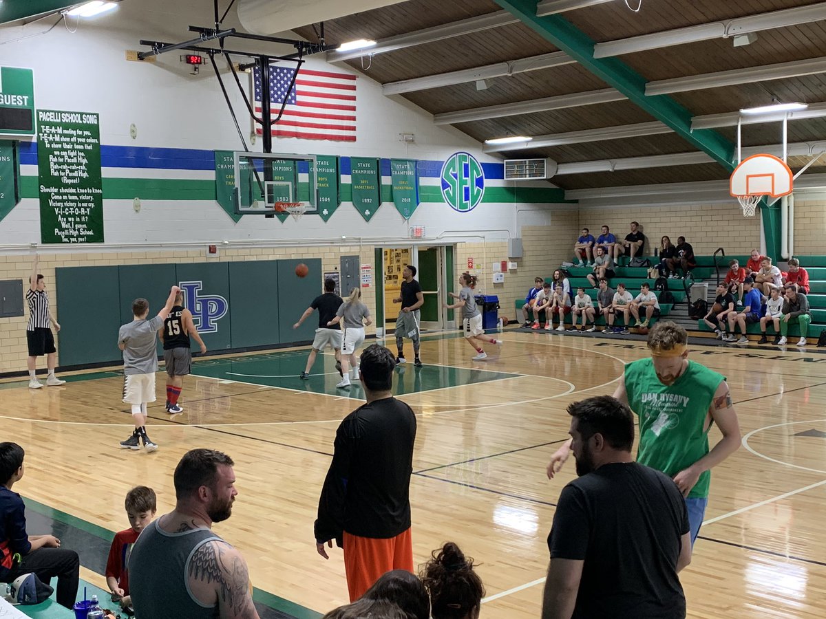 Our girls playing in the Dan Rysavy tournament👌🏼