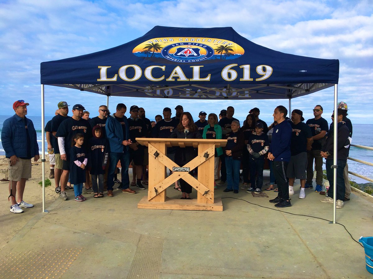Concreteninja80's tweet photo. .@SouthwestCarps out in force with @MaraWElliott  the @CityAttorneySD out cleaning up the #SanDiego coastline. #welivehereweworkhere #UnionStrong #SanDiego https://t.co/yO51GXIZ5T