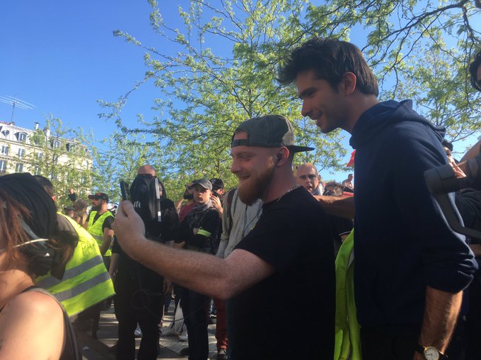 Voir l'image sur Twitter