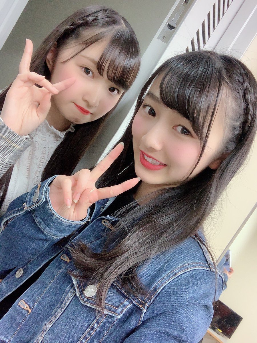 KRANKINofficial's tweet photo. 新川真彩です☺︎
昨日は、TFMホールさんにて “IDOLpop’nparty” ライブありがとうございました!!
新曲どうでしたか?🙃
もっともっと練習しなきゃ💨
今日はみなみと髪型がお揃いでした👯♀️
気づいた?❤︎
次のライブは4月30日平成最後!!㊗️
一緒に盛り上がろーね🤲
#KRAKIN #クランクイン https://t.co/h13rZH2zK5