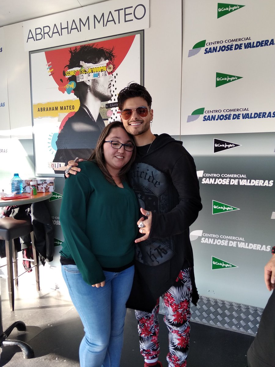 daniii_smileAM's tweet photo. #TeQueremosAM nunca pierdas esa sonrisa tan bonita que m alegra la vida te quiero idolo te echo de menos ❤❤ https://t.co/fPCd2wLart