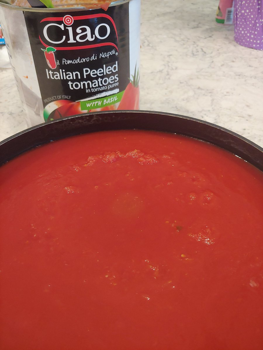 thewhyterabitt's tweet photo. Easter prep begins.

#florida #easter #food #prep #cooking #italian #sauce #justlikenonnausedtomake #tomatoes #foodmill #manuallabor #rustic #yummy #photography #imported https://t.co/1ciE41PIoC