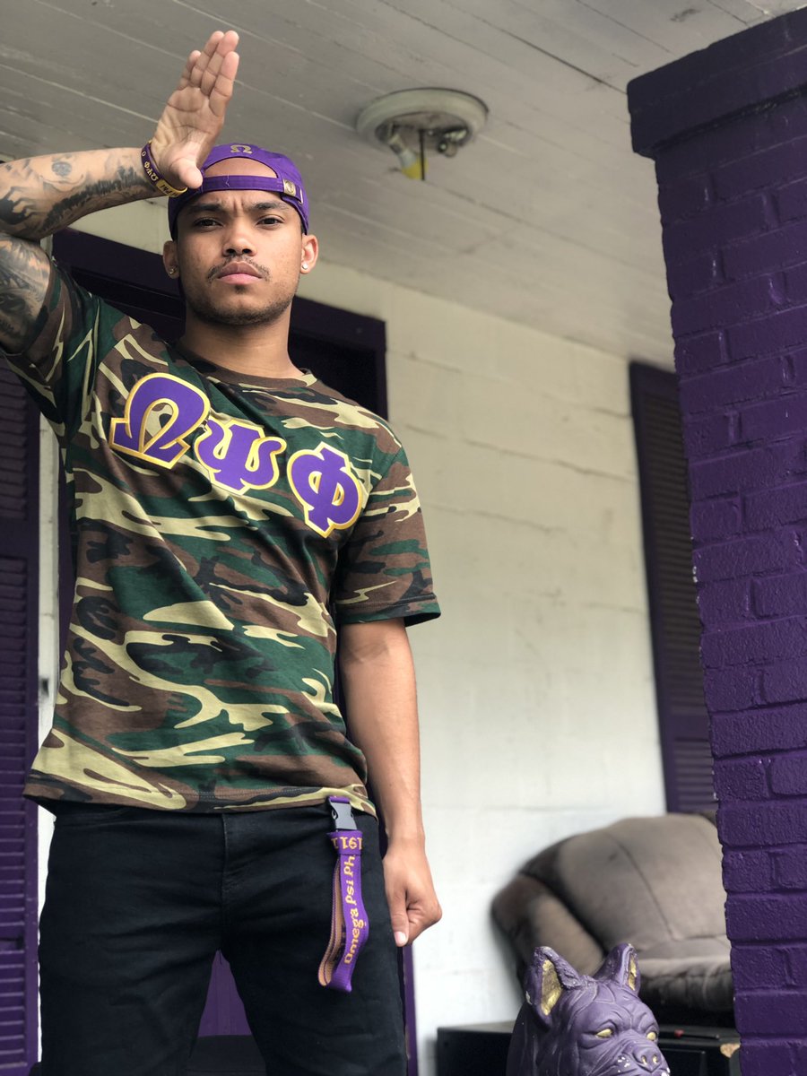 LouuNoWill's tweet photo. Happy charter day to the bruhz of the MTY U.S! 🐶⚡️#OmegaPsiPhi #MTYUS #7DOT https://t.co/ZCwuiGvgRa