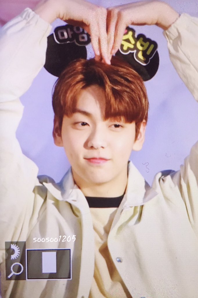 Strawberry_m12's tweet photo. 190420 신촌 팬싸인회 

#수빈 #SOOBIN #최수빈 #TXT #TOMORROW_X_TOGETHER #투모로우바이투게더 @TXT_members https://t.co/MRVucmUlwz