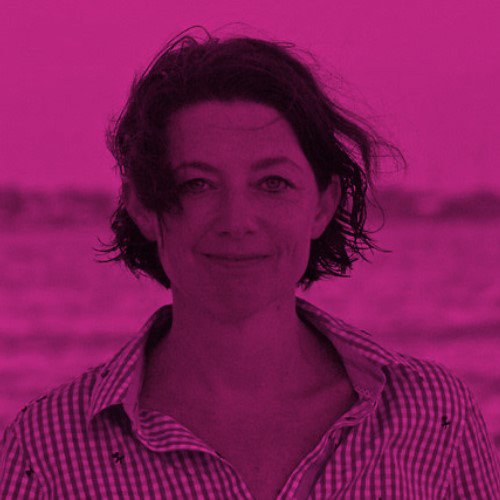 IrishWritersCtr's tweet photo. If you're considering dipping a toe into the extraordinary possibilities offered by 21st-century children’s animation, this six-week course with @deeroycroft is for you! Beginning Tues 7 May, don't miss this opportunity! https://t.co/YKz9QUIP7N #Writingforanimation #irishart https://t.co/kt8LZQjV1f