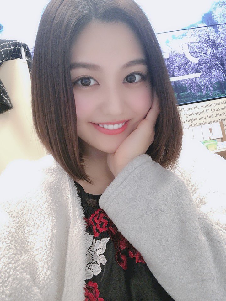 H_yume_1018's tweet photo. 昨日24時から放送のPOKER×POKER見てくださった皆さんありがとうございました☺️
1週間見逃し視聴もできるのでまだ見てない方はぜひ見てね❤️

放送URL: https://t.co/MIR90s9eyr https://t.co/AvnuMu43F2