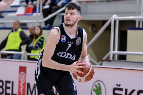 MVPportal's tweet photo. RJLS F8: Pažinova paljba i hladnokrvni Pecarski jači od monstruoznog Mićovića
#RodaJLS #juniori #U19 #Partizan #Borac #KKPartizan #kkp #BoracCacak @PartizanBC @KKBoracCacak
https://t.co/x4dqkZmDoR https://t.co/l4NBMAMPNY