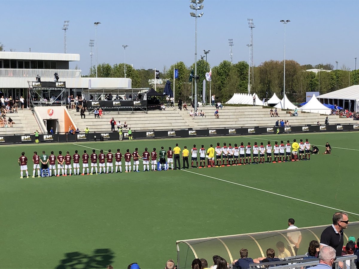 NPUAhockey's tweet photo. NPUA’s @dan_barstow ready for the all-Spanish @EHLHockeyTV quarter final between Egara and Polo #GoDanDan #TargetPractice https://t.co/0DCqoUTntO