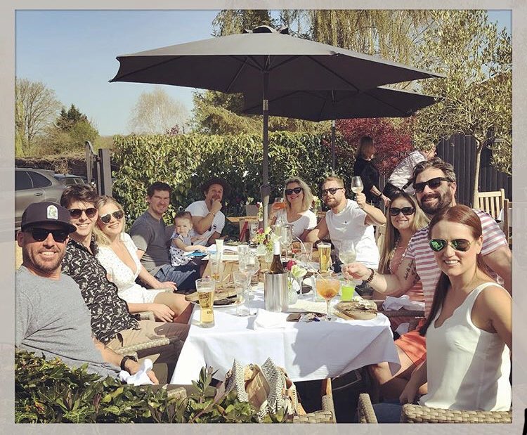 GHStockbridge's tweet photo. Happy guests at yesterday’s jazz in the courtyard 😄 @sandyince #easterweekend #courtyardining #livejazz #springweekends https://t.co/BeZsBl4eIG