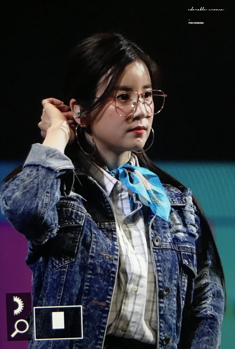 Adorablearoma_'s tweet photo. 190420 Apink 6th 팬미팅
#에이핑크는_여덟살 preview
#에이핑크 #Chorong #박초롱 (@Apinkpcr ) ❤ https://t.co/bPd4jgRogW