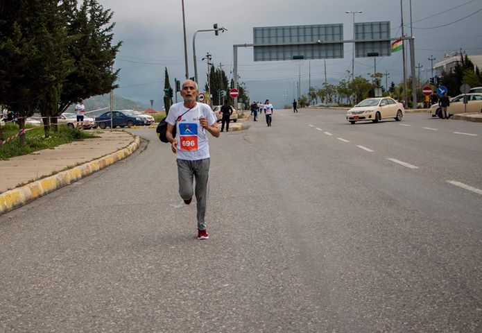 Duhok #Marathon

Runners (and riders!) taking part in today's marathon in #Duhok. #TwitterKurds 
Credit: Matty Yaqo