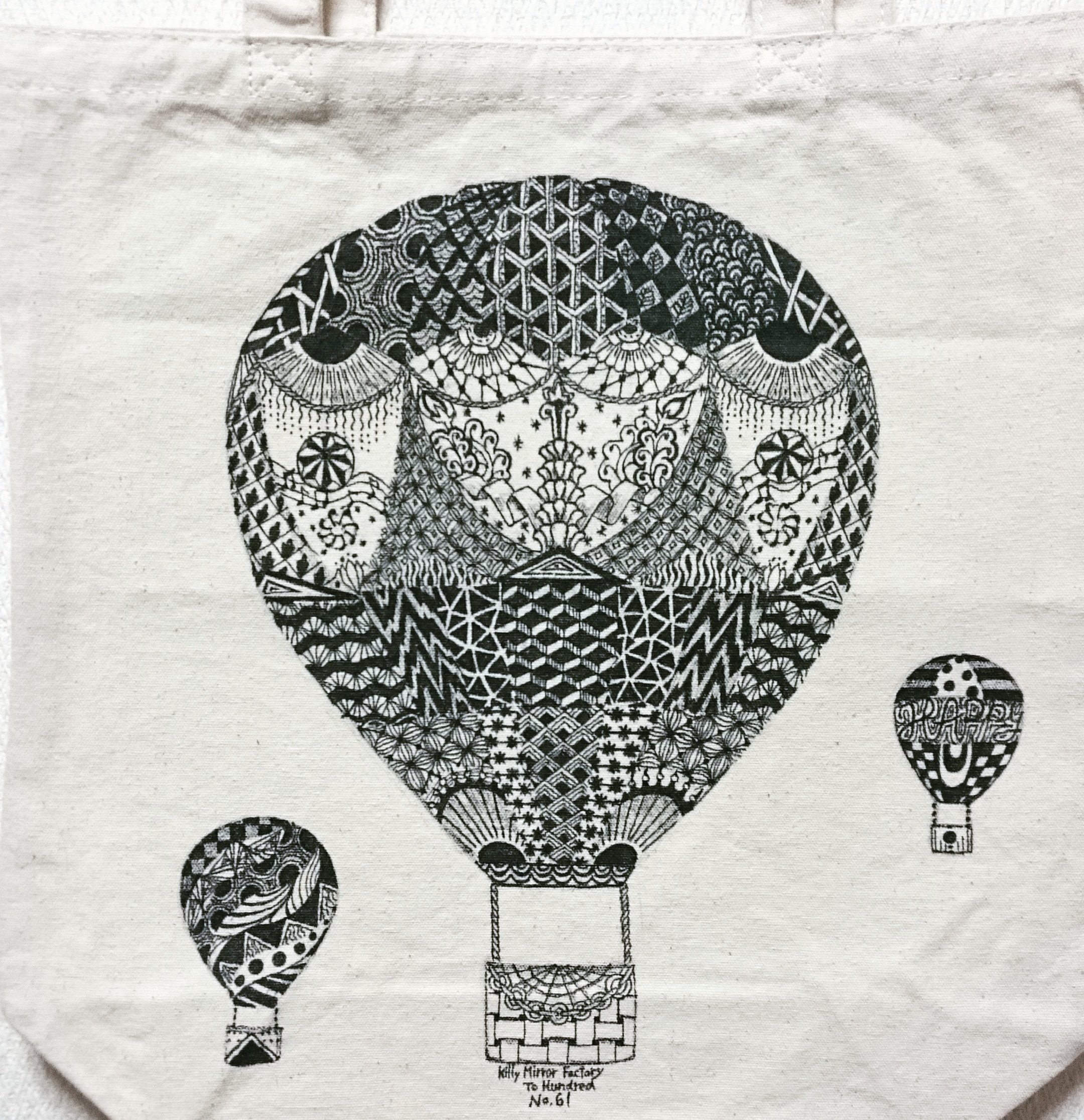 イムラアヤコ To Hundred No 61 熱気球 Made To Order Tohundred Killymirrorfactory Zentangle Modernart Penart Drawing Art Illustration Balloon Hotairballoon Drawingtotebag No61 ゼンタングル モダンアート アート