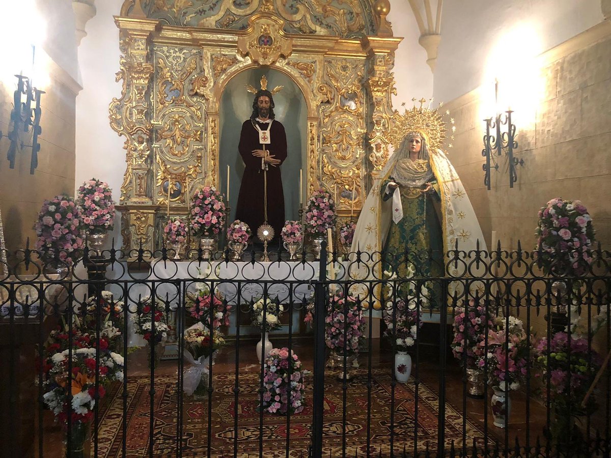 Rescate_Baeza's tweet photo. Nuestro Padre Jesús del Rescate y María Santísima de la Trinidad ya se encuentran de nuevo en su capilla de la Parroquia de San Andrés. 

Aquí os esperan todo el año, hasta la llegada de un nuevo Jueves Santo. https://t.co/54McA4UBO3