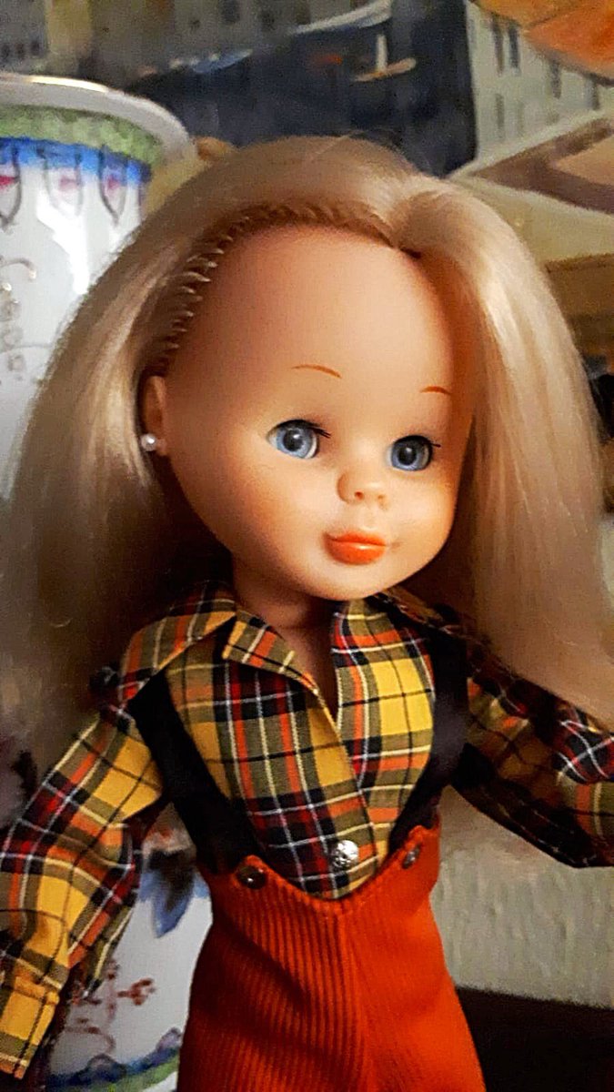 nancy azafata años 70