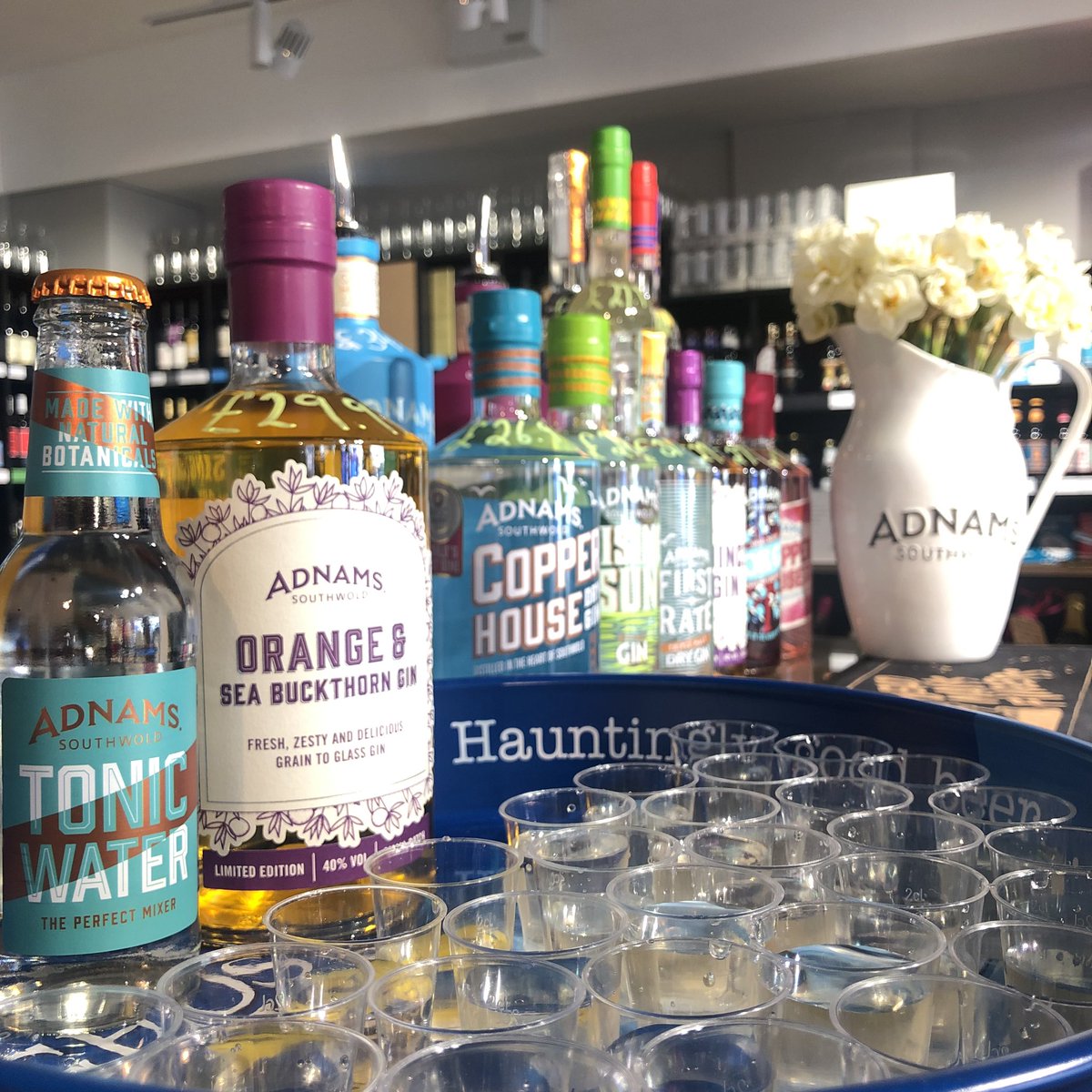 With #Easterweekend finally upon us we’ve loads of fantastic things on taste to tempt you! Open till 6pm today 🐣
•
•
#easter #eastersunday #bankholidaymonday #copperhouse #gin #adnams #friends #family