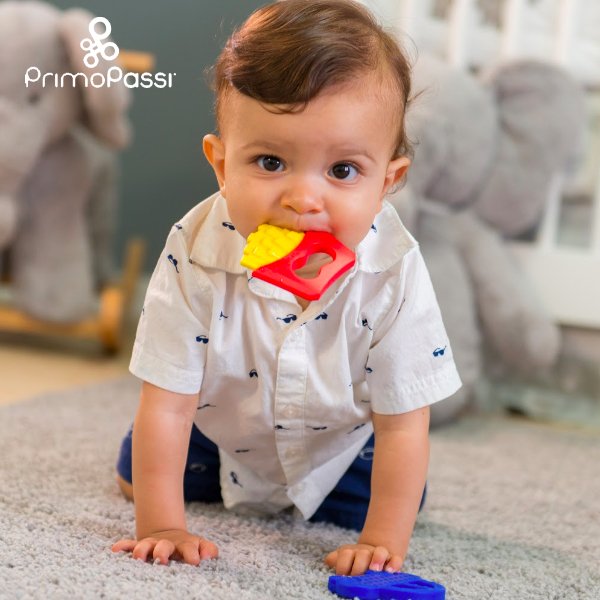 PrimoPassi's tweet image. Omg! I love this silicone teether! 🍟 
.
.
#primpassi #toys #siliconeteether #baby