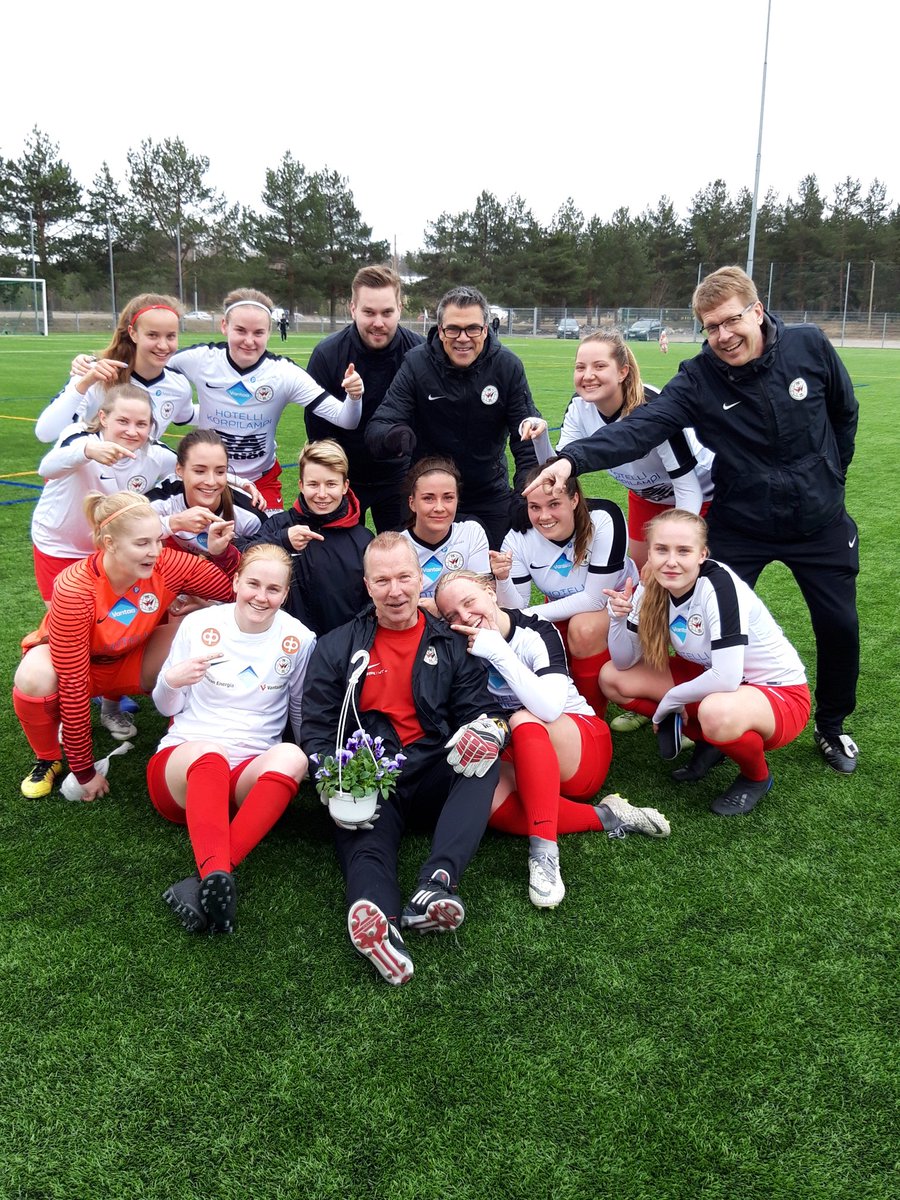 PK35Vantaa's tweet photo. PKKU - PK-35 Vantaa 0-4 (0-2)

Tuusulasta irtosi hyvällä peliesityksellä selkeä 0-4-vierasvoitto maalivahtivalmentaja Jouni Puttosen syntymäpäivän kunniaksi!
#pk35vantaa #punamusta #SeikkailuYkkösessä https://t.co/kFhKYRlEqu