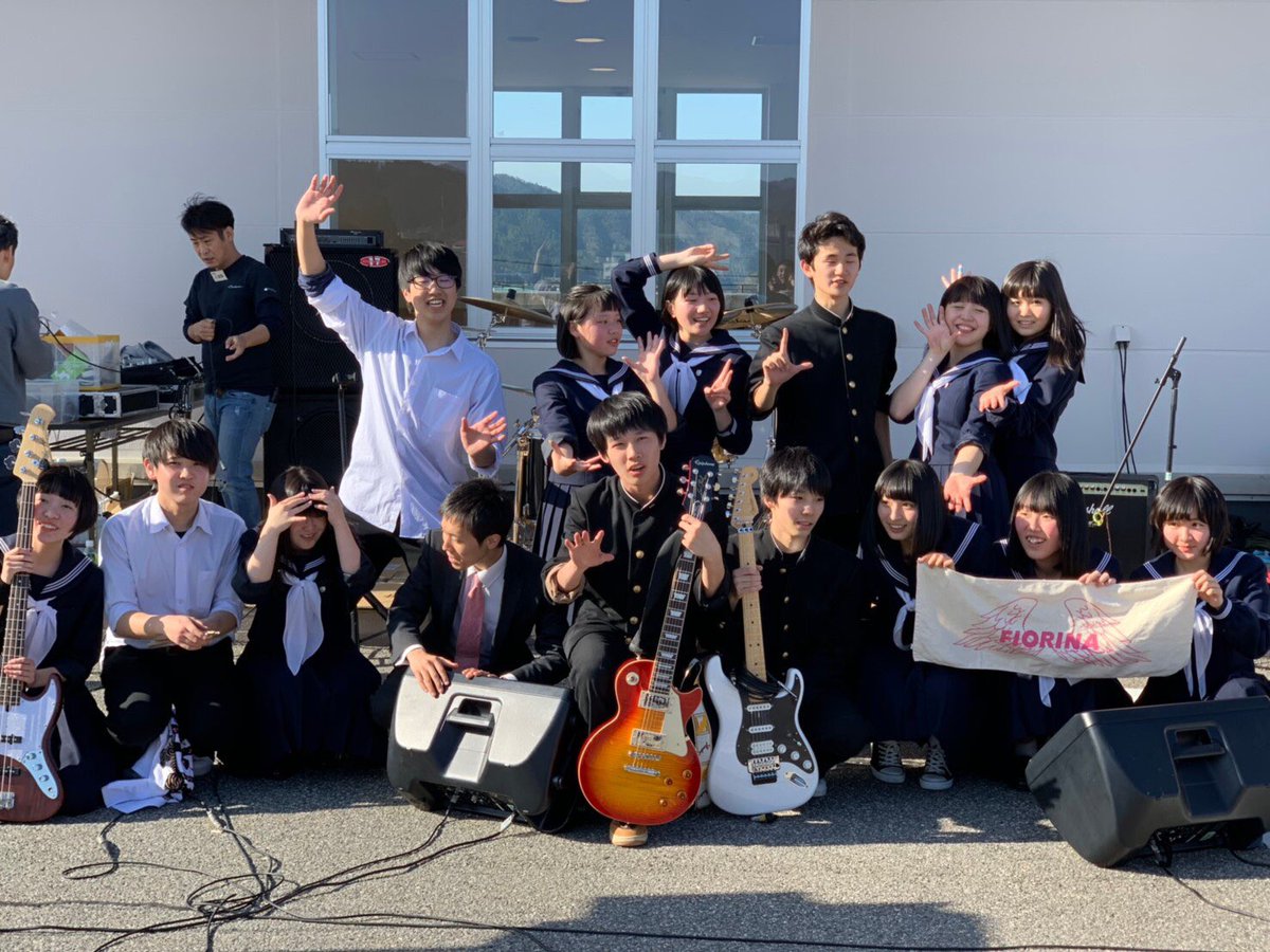 snowdrop___2's tweet photo. ルビットタウン屋上LIVE！！！
ほんとにたのしかった！！
残り蜻蛉祭まで駆け抜けます🔥🔥🔥 https://t.co/YWo0t0Bpse