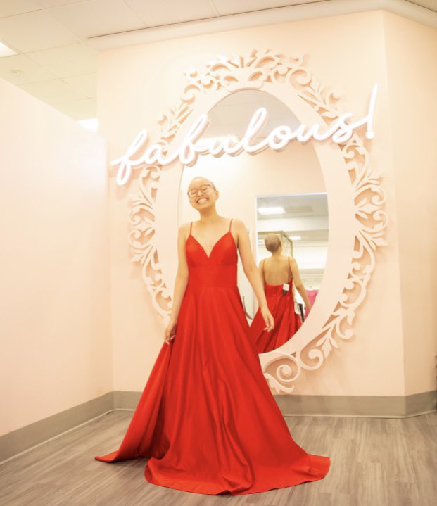 FTLPROM's tweet photo. We had a wonderful time two weeks ago @macys during #DressDay for #APTR2019!!! Donโt our teens look fabulous?! ๐๐๐@jgonzophotos โค๏ธโค๏ธ #Prom #SouthFlorida https://t.co/F2If951Ag9