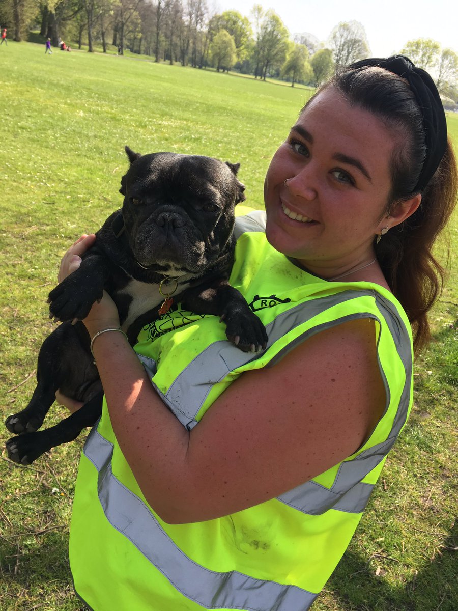 Me and the little dude Oscar raised £75 for @WirralArk at the Pizza 🍕 Run today.  Big thank you to @RoydenRevolve for looking after Oscar because of the heat #pizzarun #homelessness #fundraising #frenchbulldog #charity