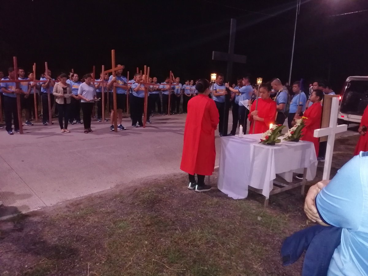 42ndsac's tweet photo. 42SAC personnel led by PCPT MARX DEO B APEROCHO participated in the Via Crucis/ Station of the Cross from General Santos City Airport going St. Michael the Archangel Chapel, PRO12, Tambler, General Santos City.

#PNPPATROLPLAN2030 
#SpecialActionForce
#ViaCrucis
#MakaDiyos https://t.co/Hq6EOctufn