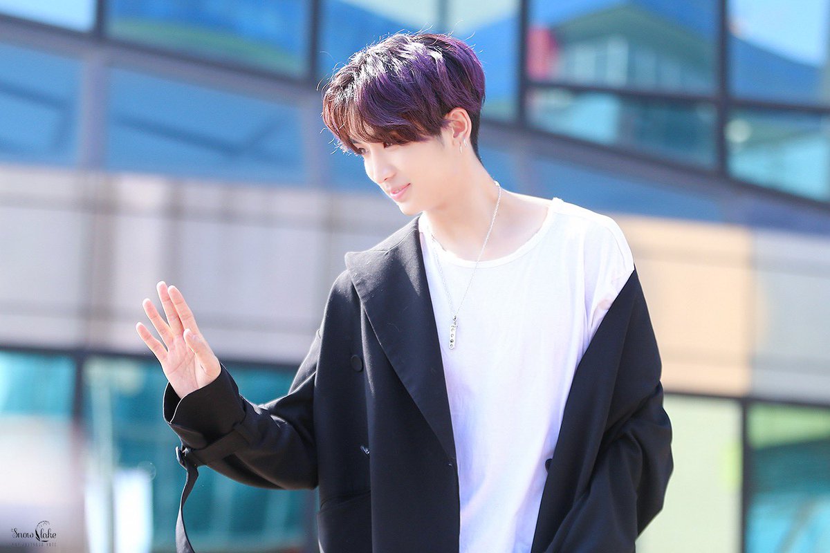 snowflake980123's tweet photo. 190419 일일팬매

#유토 #YUTO #ユウト #ゆうと #祐人 #安達祐人 #펜타곤 #PENTAGON  #Genie_us #SHA_LA_LA #신토불이 @CUBE_PTG https://t.co/S9O7K1U43O