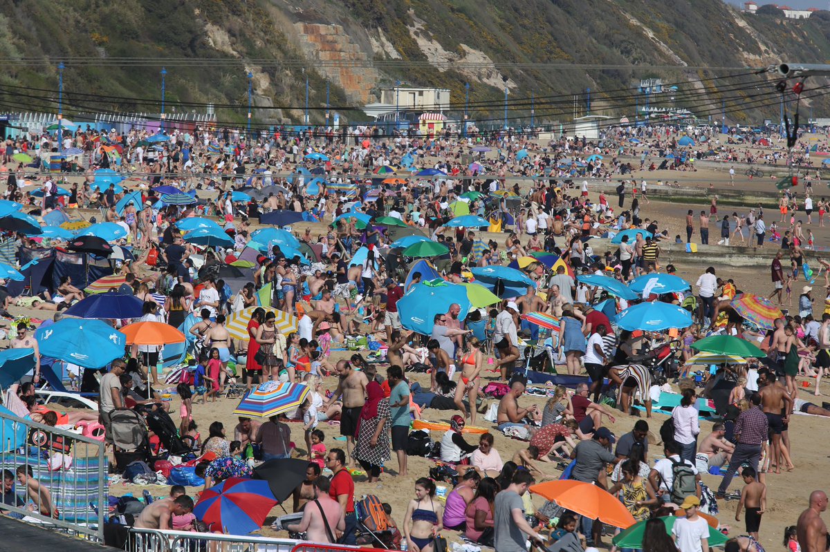 Bit busy on the beach today <a href="/Bournemouthecho/">Bournemouth Echo</a>