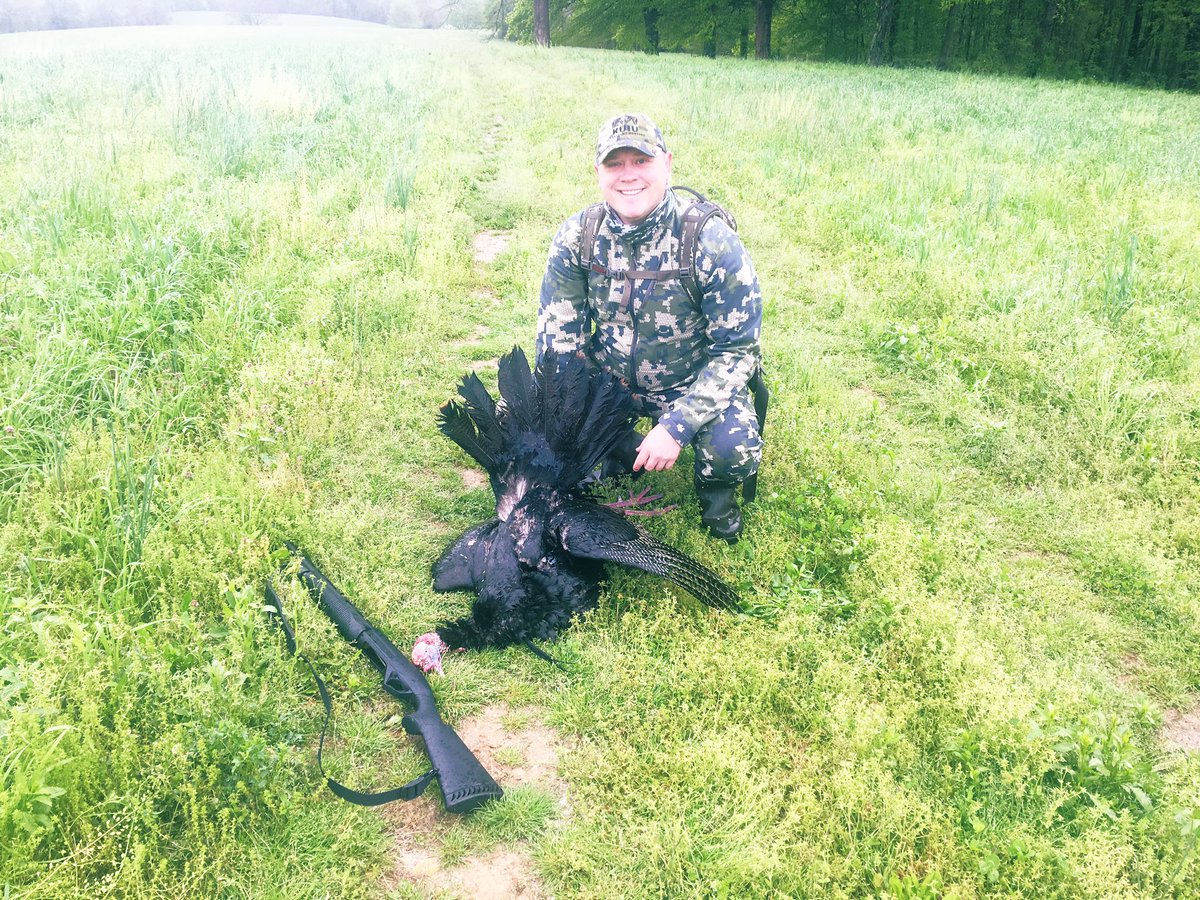 TempleHillAlum's tweet photo. Great day for turkey hunting π but it still worked out! #flopper #mudbeard https://t.co/3MAF6KzsNq
