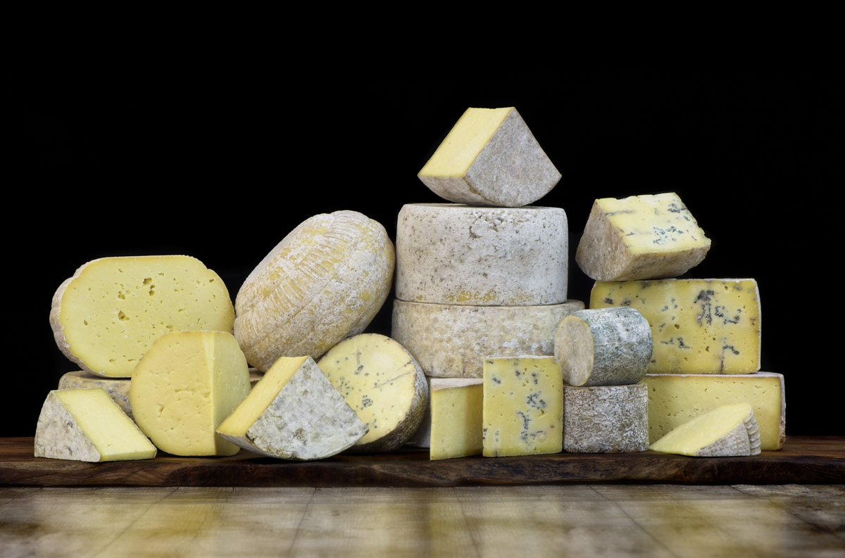 It's International Raw Milk Cheese Appreciation Day today so we thought we'd list our top five reasons why we love unpasteurised cheese #RawCheeseDay