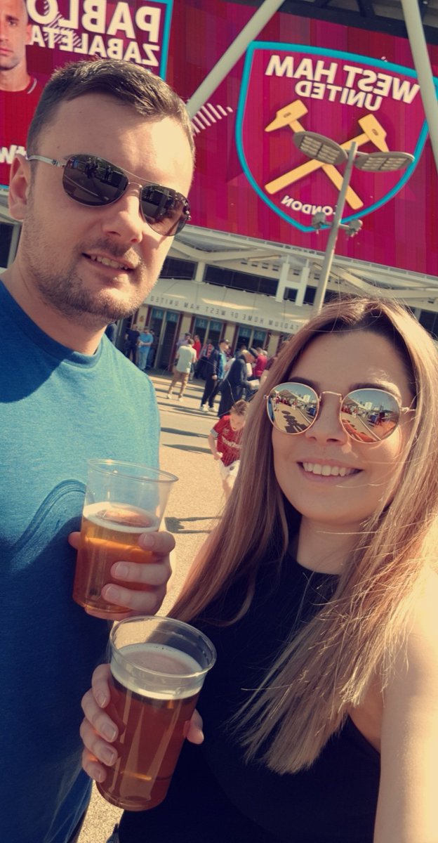 bethgoughx's tweet photo. @WestHamUtd #IAmClaretandBlue 

Pints before the game, come on you irons! 🌞🍻 https://t.co/eAdttDl7OU