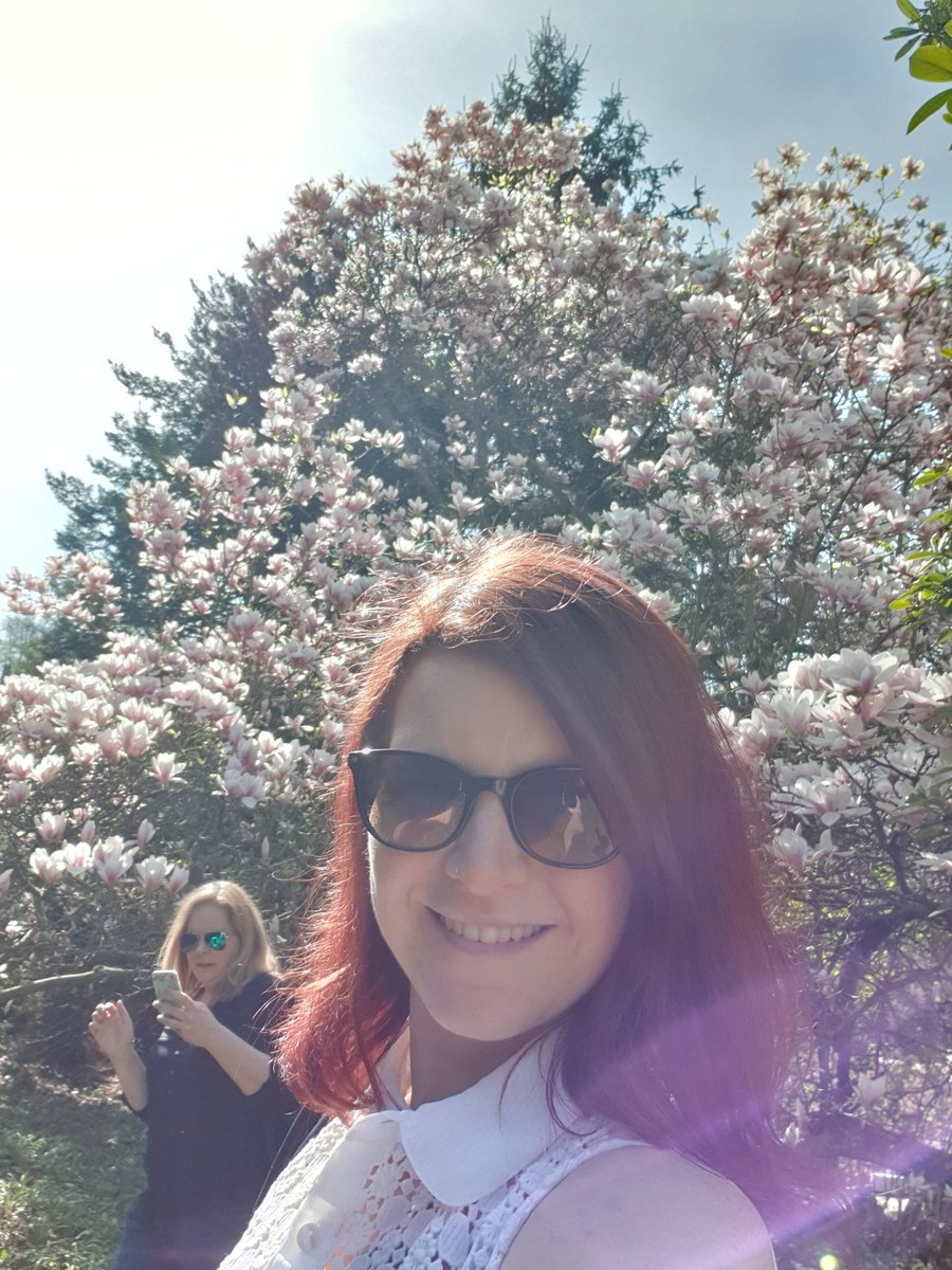 Yvonneheidrich's tweet photo. Happy Saturday everyone🖐😘 #enjoy the sun🌞🌞🌞 #Springingermany https://t.co/OTIRSKrU1w