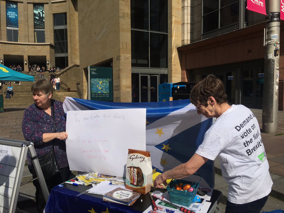 @GlasgowlovesEu here in Buchanan st unti 4 pm 
Come along and participate in our European Parliament quiz ! You could win an Easter egg
@glasgowlive @WhatsOnGlasgow