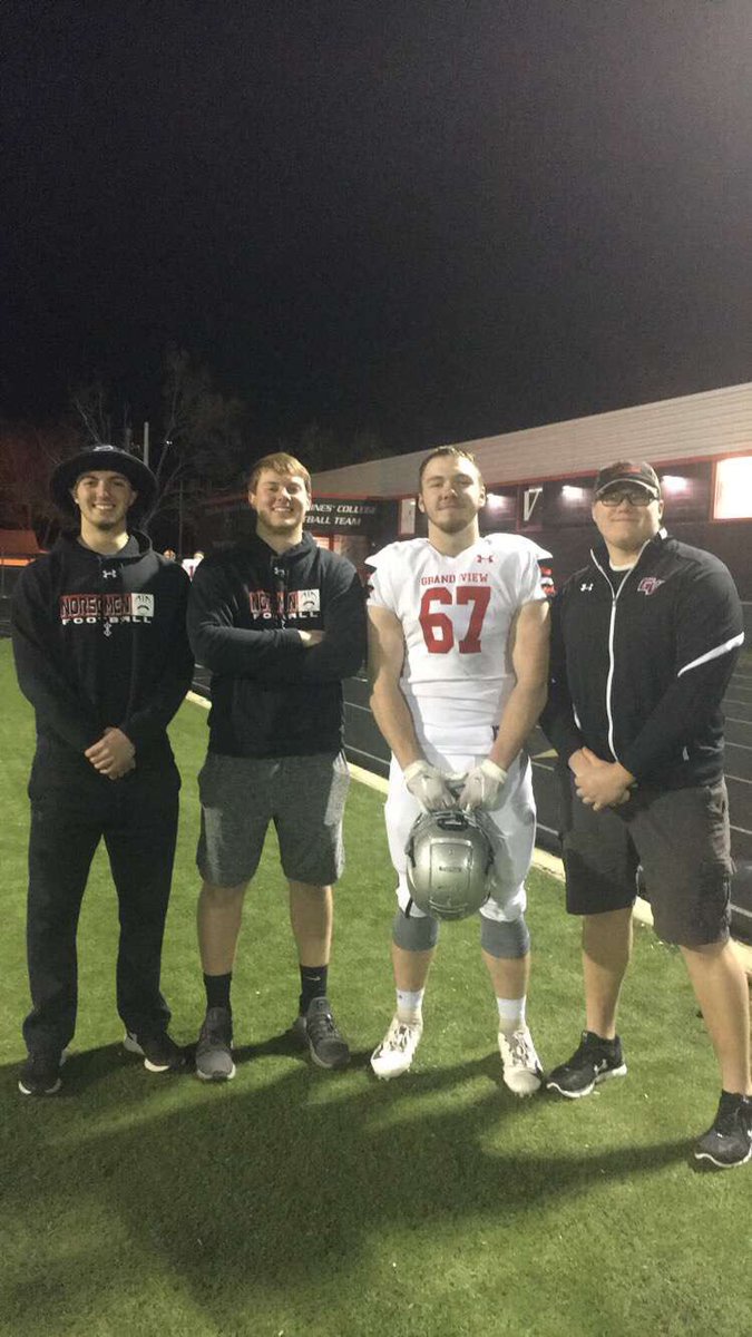 MichelleCBright's tweet photo. Great Friday night spent at the Grand View Vikings Spring Football Game! Exciting to see Calvin take the field! It was nice to see a group of Norseman together at the end of the game as well 😉 https://t.co/eoj9OTyR9Z