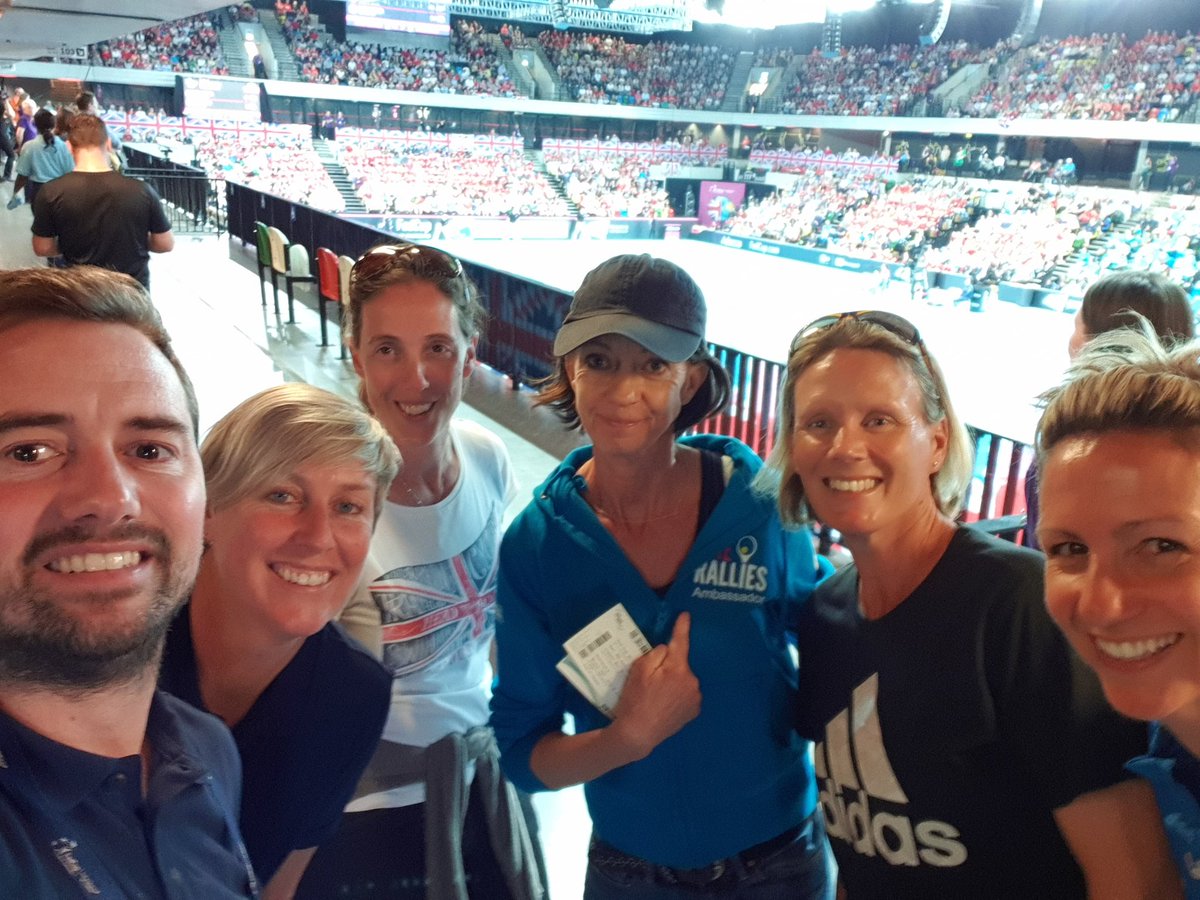 msmithtennis's tweet photo. Great Coaching Females session with @_JoWard! Plus free tickets for all at the @the_LTA @FedCup matches today @LeeValleyHTC @LTASouthEast #puttingitintopractice #learningfromthebest https://t.co/MyMZHDxgxX