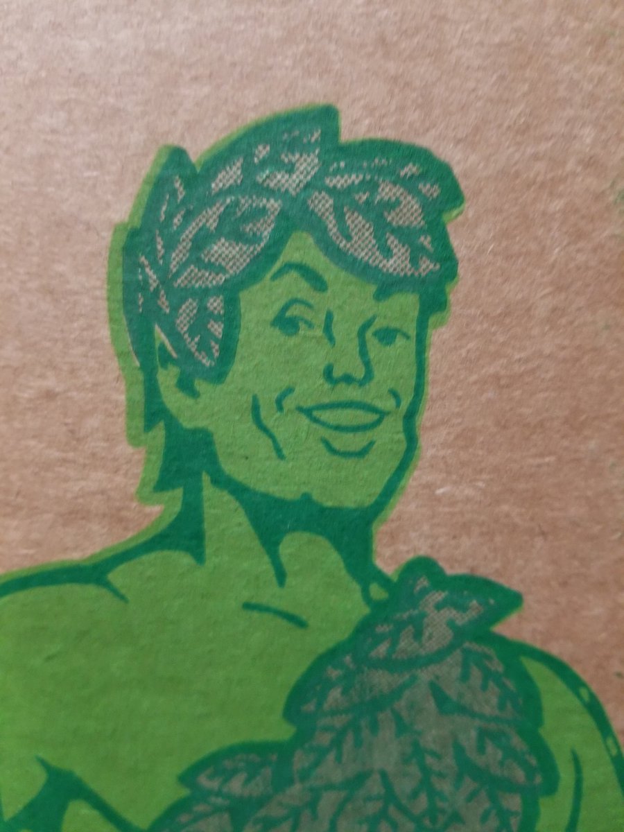 EightVoltz's tweet photo. 15 minutes into your lunch break and your salad gives you this look. https://t.co/rs4wBCoRVL