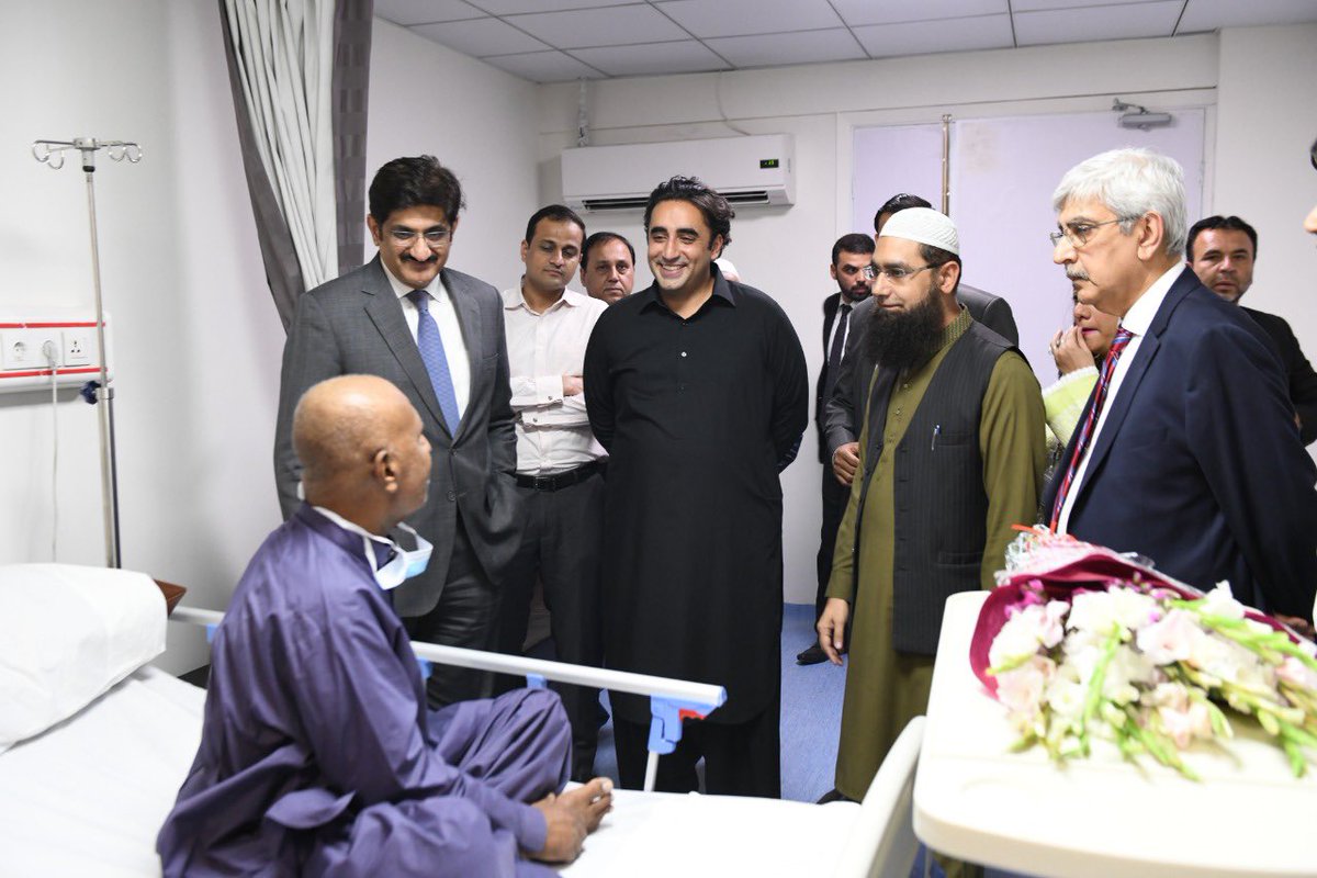 BBhuttoZardari's tweet photo. Inaugurated Department of Clinical Heamotology &amp; Bone Marrow Transplantation at Dow University of Health Sciences. 1st public sector institute to preform bone marrow transplant in 🇵🇰. 1 of 3 in Sindh that provide kidney &amp; liver transplants. #khidmatMainSabSayAagay #sindh #ppp https://t.co/M26I6rlpk8