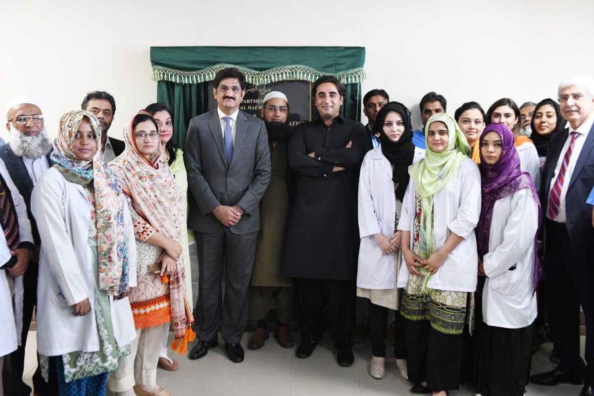 BBhuttoZardari's tweet photo. Inaugurated Department of Clinical Heamotology &amp; Bone Marrow Transplantation at Dow University of Health Sciences. 1st public sector institute to preform bone marrow transplant in 🇵🇰. 1 of 3 in Sindh that provide kidney &amp; liver transplants. #khidmatMainSabSayAagay #sindh #ppp https://t.co/M26I6rlpk8