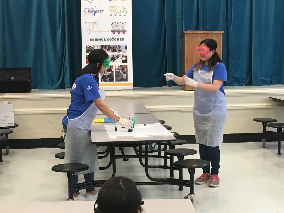 Raiders shared chemistry with ASP kids at Powers Ferry Elementary this week! Thank you @suptwoods for your inspiring words and @PowersFerryES for our long standing partnership. #proudtobeawaltonraider
