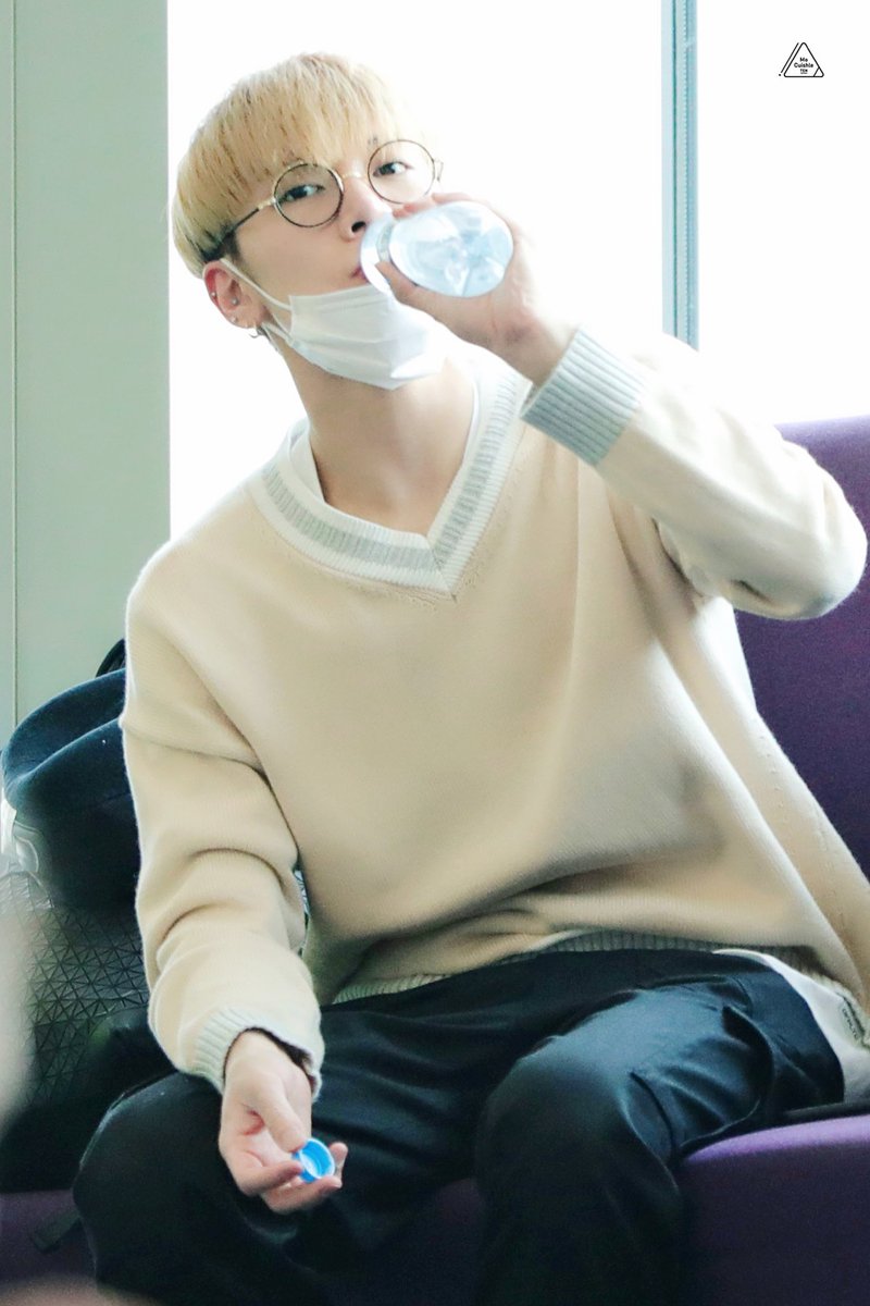 MocuishleTen's tweet photo. #Ten #TEN #เตนล์ #텐 #李永钦 #WayV_TEN 
190417 KBP
♥️ https://t.co/tO7Y2bouol