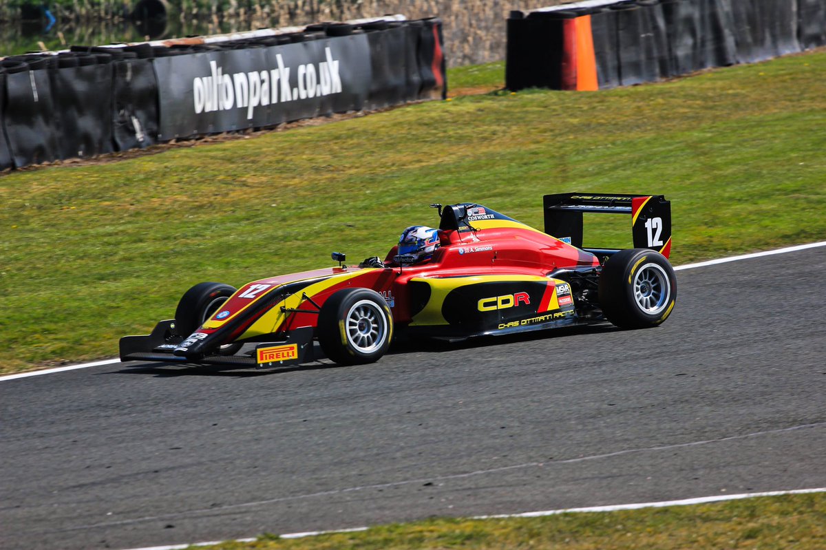 CDR_UKRaceTeam's tweet image. Congratulations to @ayrton_simmons 
Finishing P2 🎉 

@Oulton_Park @BRDCBritishF3