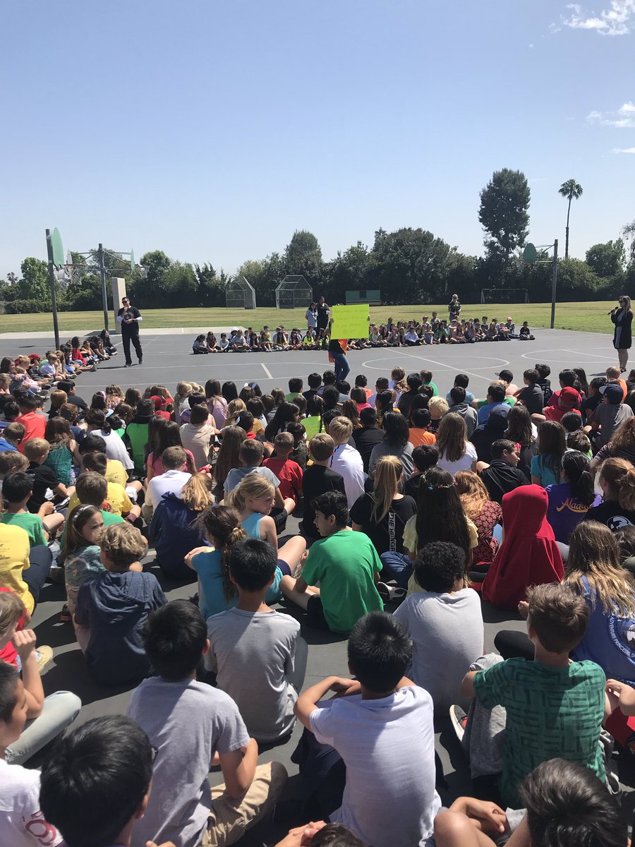 Motivational assembly @GHElementary to “Smash the tests”. Our Gators are ready for CAASP testing! #ghgators #letsdothis #wevegothis