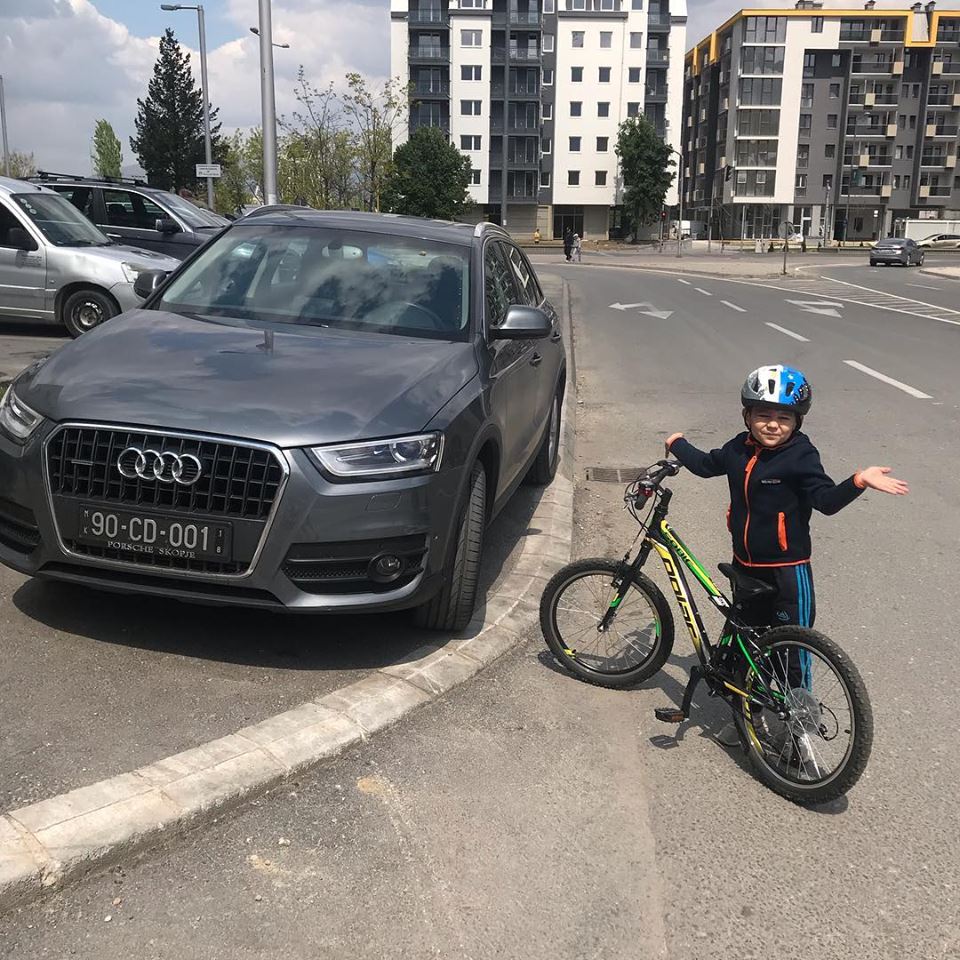 Oна коа странциве ти продаваат ''добра култура'', а истите не ја поседуваат...